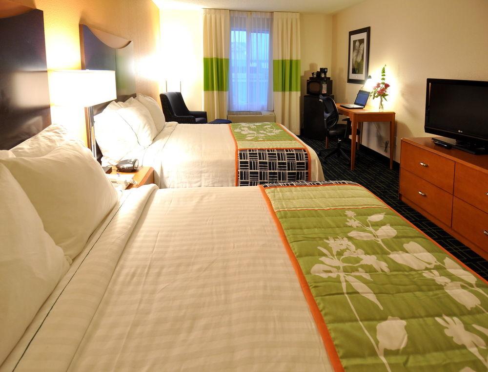 Fairfield Inn By Marriott Loveland Fort Collins Bagian luar foto