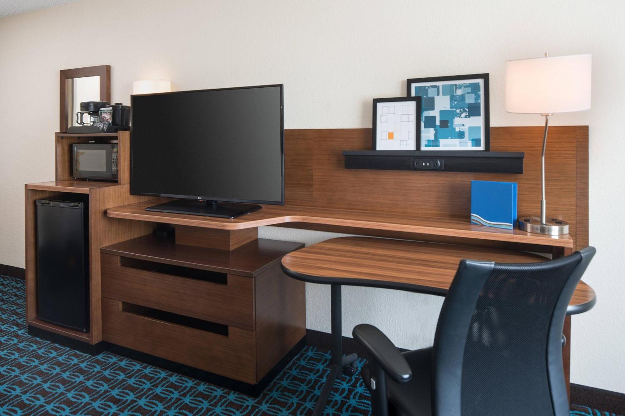 Fairfield Inn By Marriott Loveland Fort Collins Bagian luar foto
