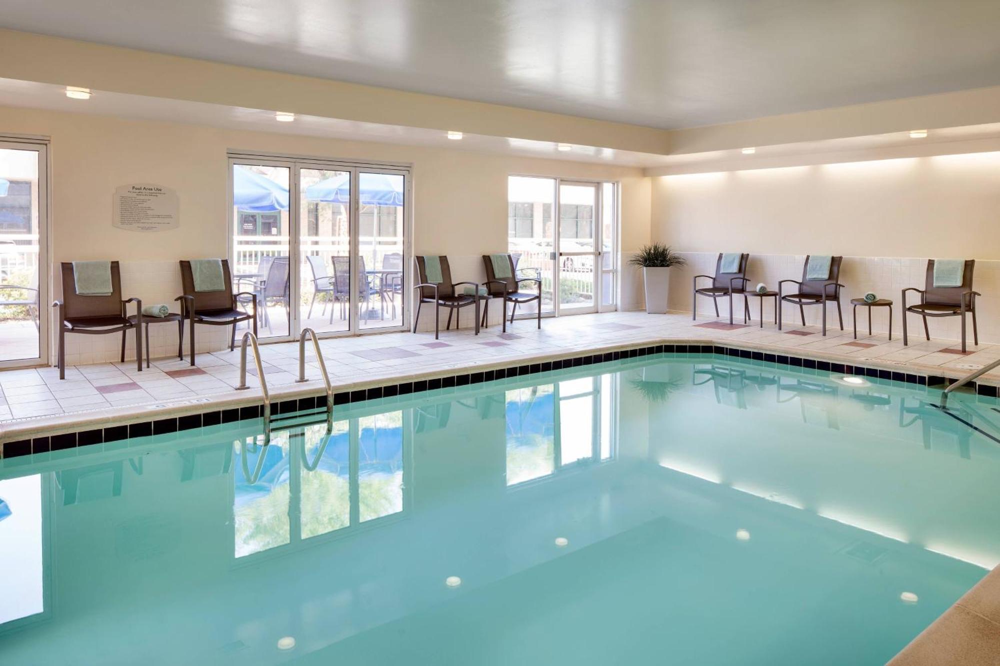 Fairfield Inn By Marriott Loveland Fort Collins Bagian luar foto