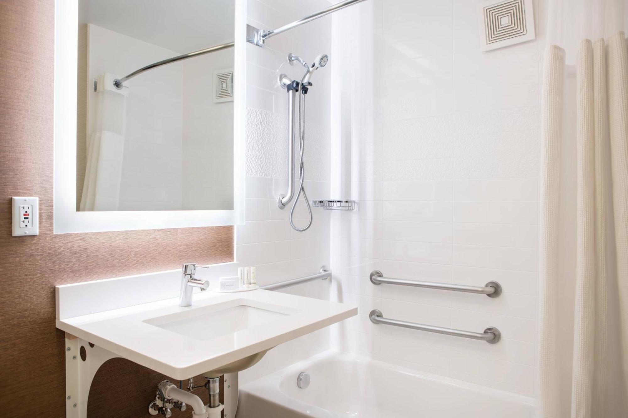 Fairfield Inn By Marriott Loveland Fort Collins Bagian luar foto