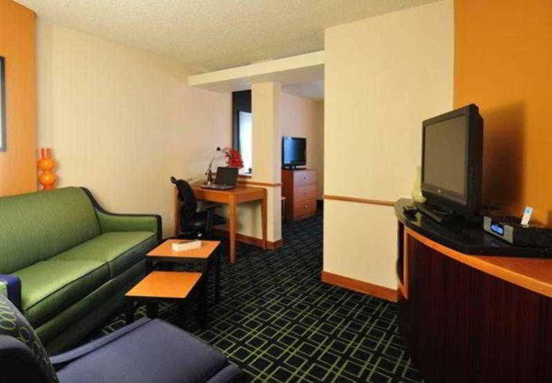 Fairfield Inn By Marriott Loveland Fort Collins Bagian luar foto